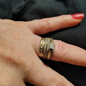 Beautiful 10k solid gold with real diamonds wedding ring